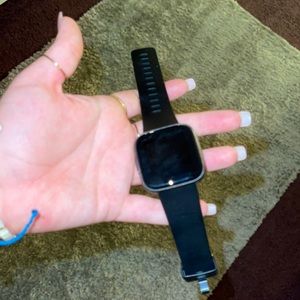 Fitbit Versa 2
